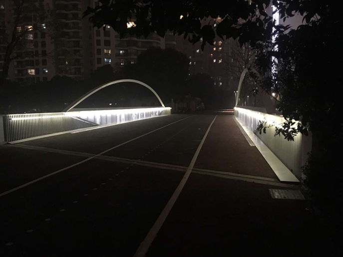 1623558461114240.jpg IP65 panel light.jpg